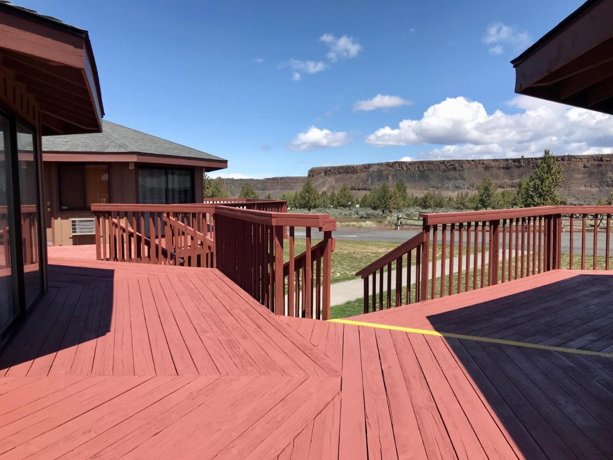 Smith Rock Resort Terrebonne Экстерьер фото